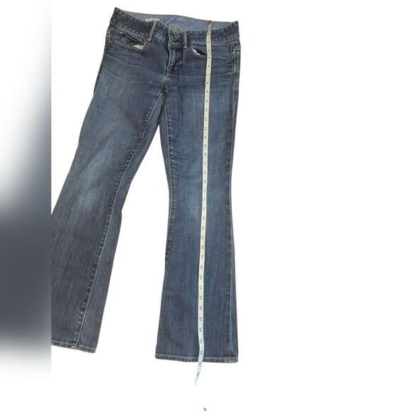 🛍️GAP Denim Flare Jeans in Classic Blue - Picture 5 of 5